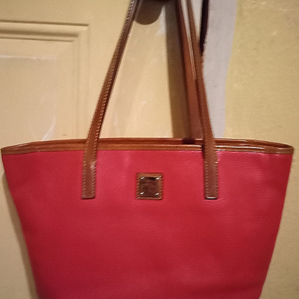 DOONEY AND BOURKE Purse 👛